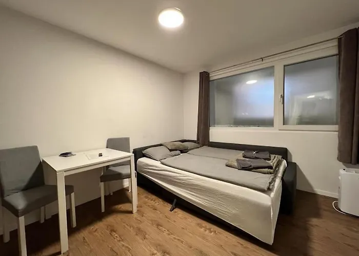 Stilvolles Und Erschwingliches Studio: Der Perfekte Rueckzugsort Fuer Kurzaufenthalte Apartament